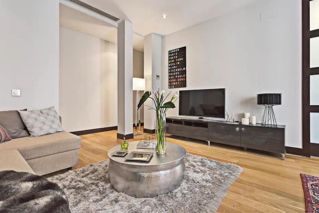 Spacious Luxury 1Br In Centro! S.An Madrid Extérieur photo